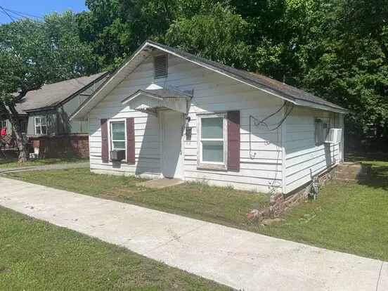 Cozy 1 Bedroom 1 Bathroom Apartment for rent in Tahlequah, OK