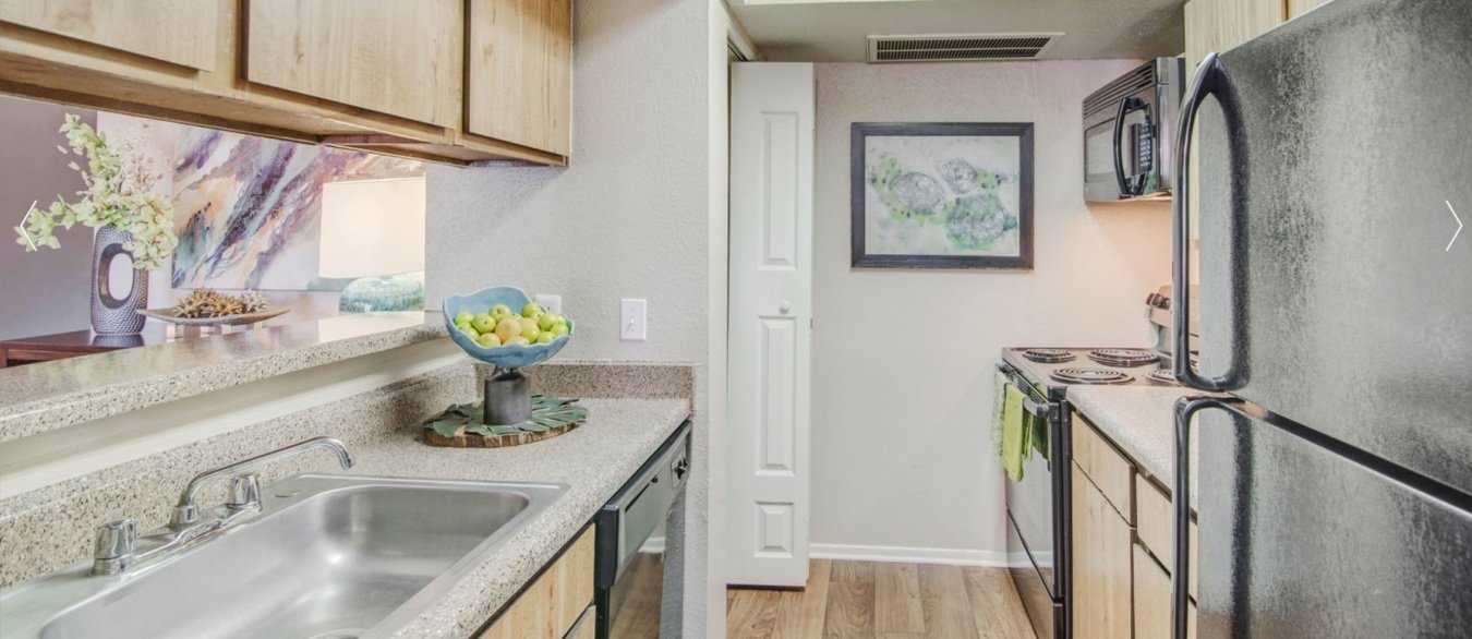 Woodtrail Apartment Homes 9900 Richmond Ave Houston, TX