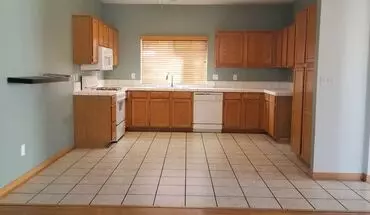 5 of 11 5012 Shadow Branch St House for rent in Bakersfield, CA