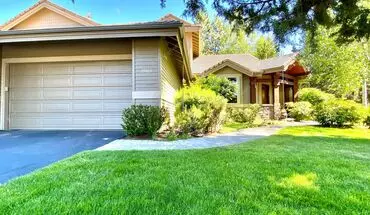 3 of 50 Experience Luxury Living In Broken Top With This 4br- 3.5ba Plus Office And Loft House for rent in Bend, OR