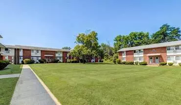 5 of 27 Southgate Apartments Apartment for rent in Bordentown, NJ