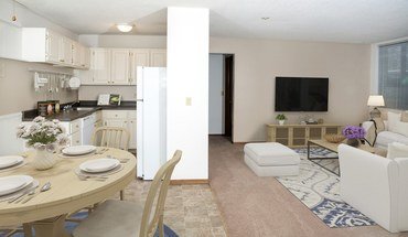 Burgundy And Hillsboro Apartment for rent in New Hope, MN