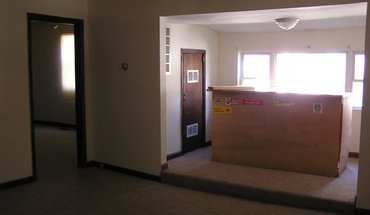2 of 10 315 E 11th St House for rent in Bloomington, IN