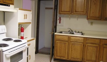 3 of 10 315 E 11th St House for rent in Bloomington, IN