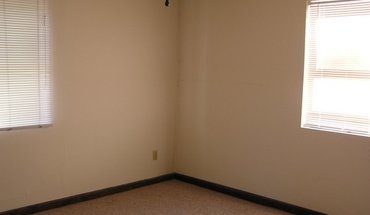5 of 10 315 E 11th St House for rent in Bloomington, IN