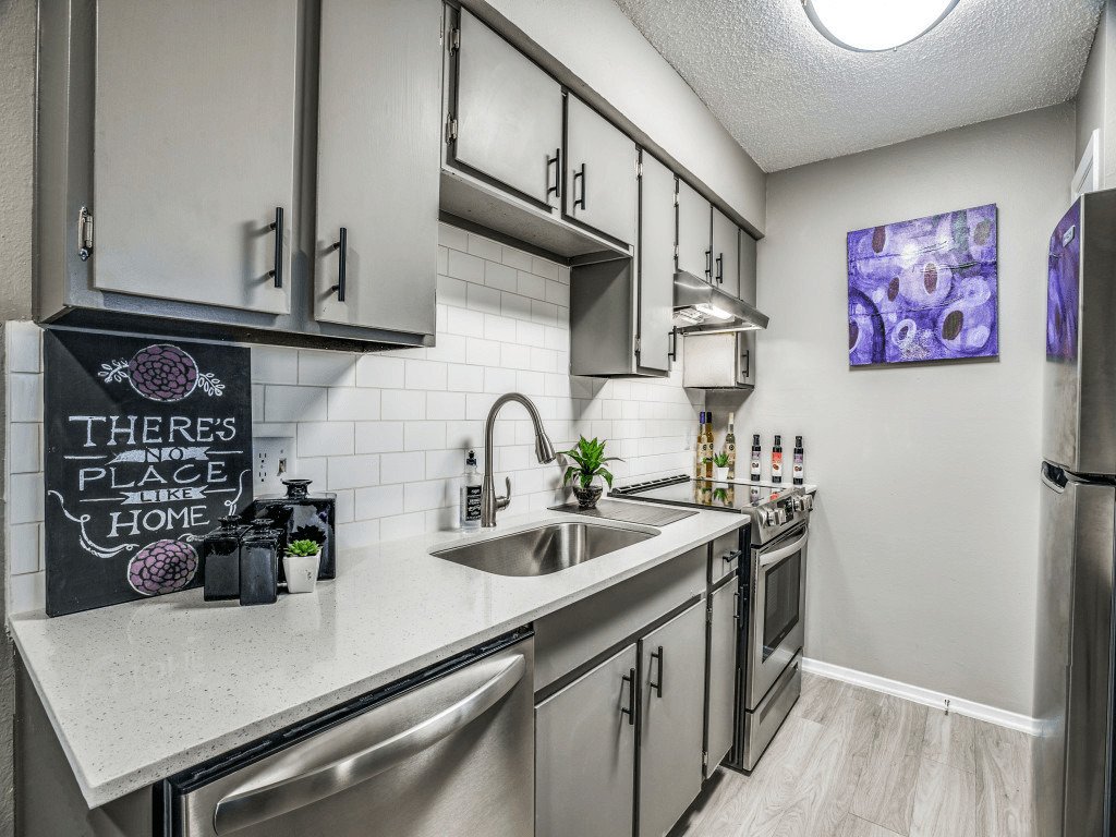 Sagamore Apartment Homes 5644 Riverwalk Drive Benbrook, TX