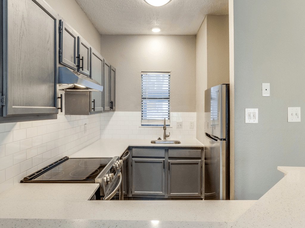 Knowlton Apartment Homes 5800 Northwest Drive Mesquite, TX