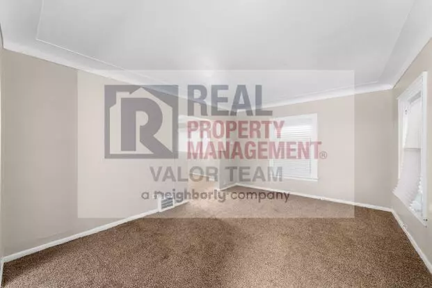 Great And Comfortable House Apartment for rent in Cleveland, OH