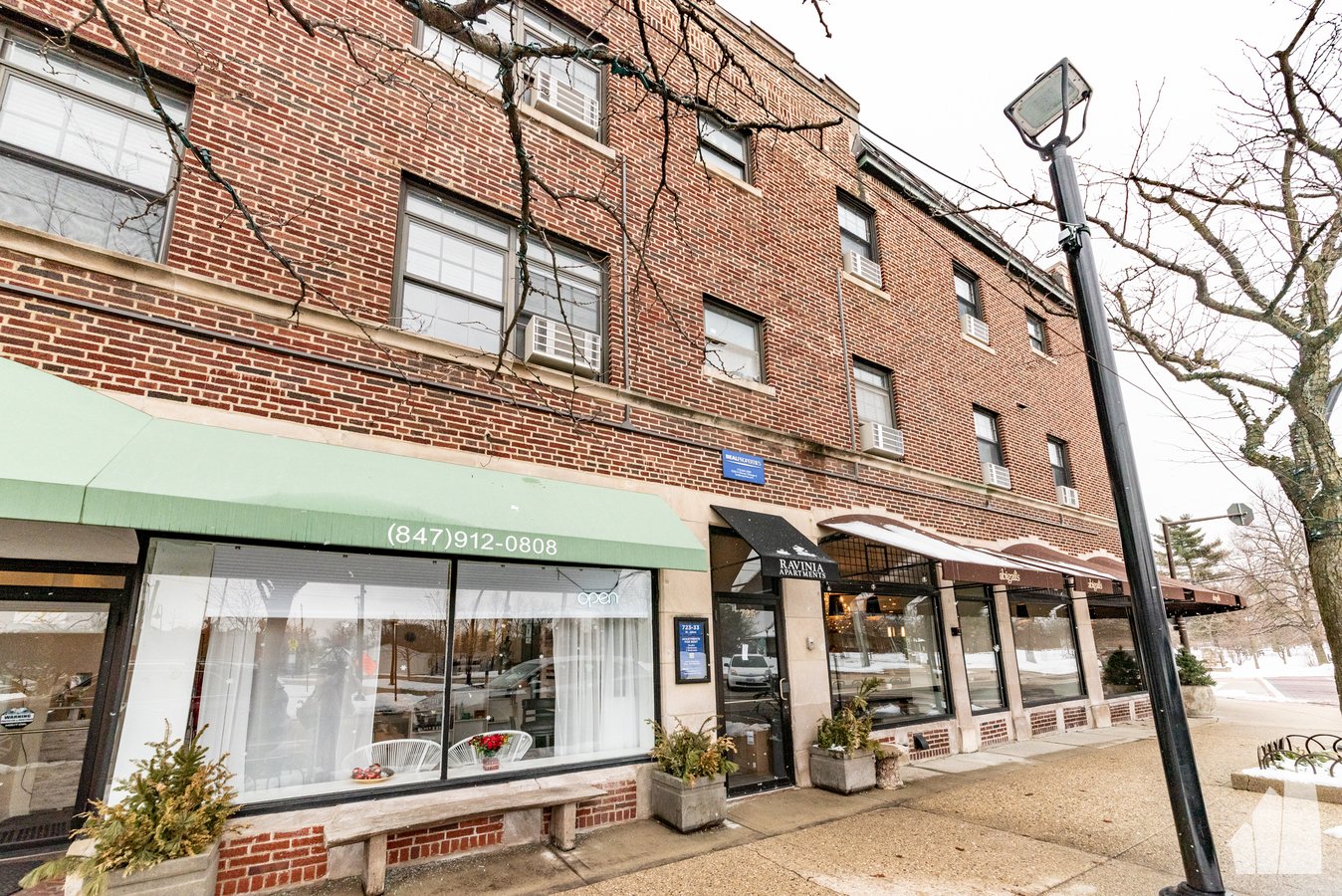 485 Roger Williams Ave Highland Park, IL Apartment for Rent