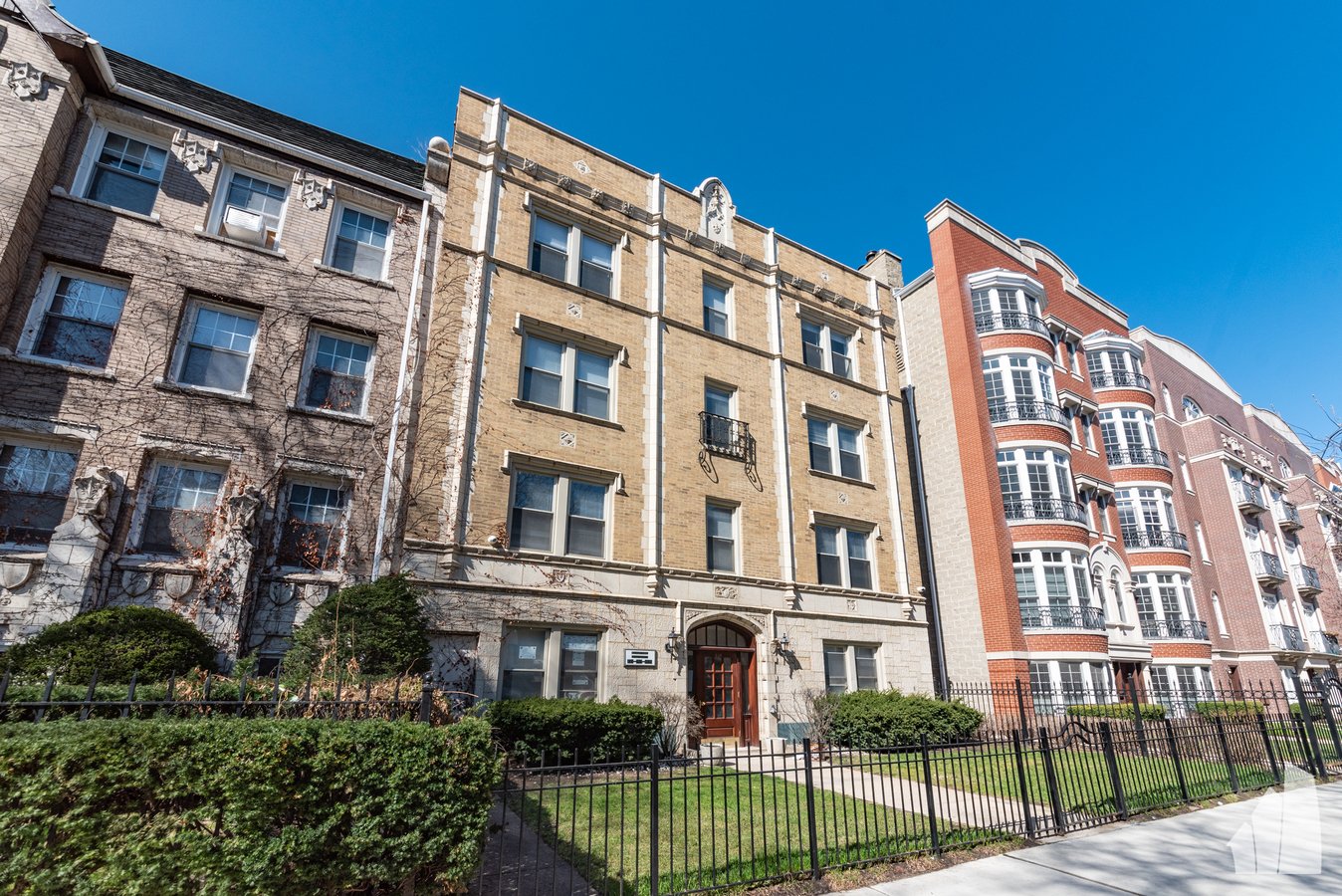 640 W Wrightwood Avenue Chicago, IL Apartment for Rent