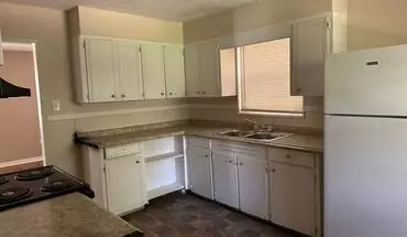 2 of 10 2880 Oak Forest Dr House for rent in Jackson, MS
