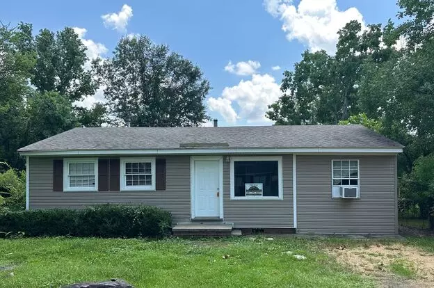 2719 Old Country Club Rd Apartment for rent in Pearl, MS