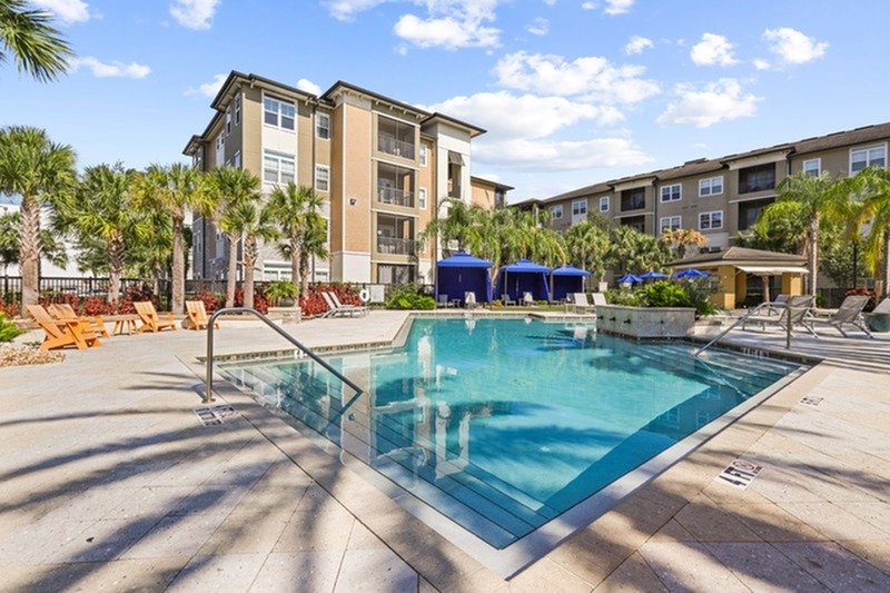 Lantower Brandon Crossroads Apartments Tampa, FL Rentable