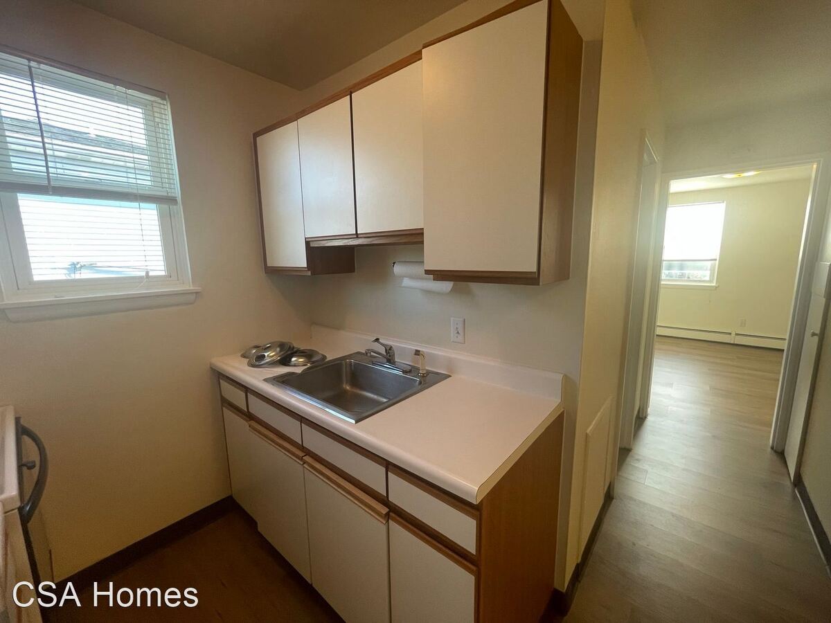 227 S White Horse Pike Audubon, NJ Apartment for Rent