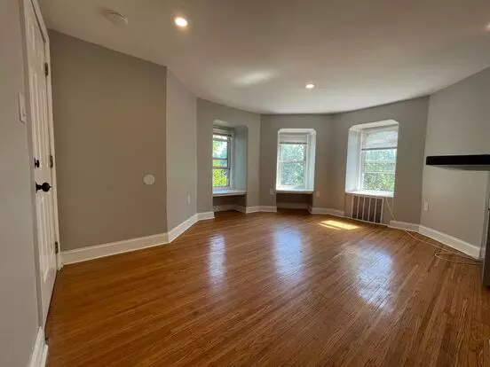 1033 W Collings Ave Apartment for rent in Collingswood, NJ