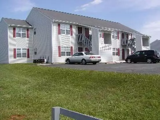 1230 1290/1304 Homestead Garden Ct Apartment for rent in Forest, VA