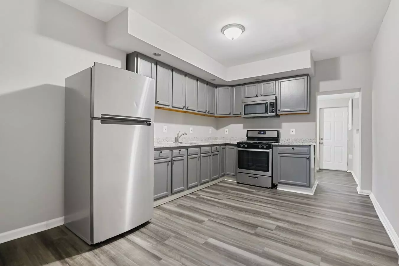 Spacious 4-bedroom, 1-bathroom Home With Modern Amenities In Downtown Baltimore House for rent in Baltimore, MD