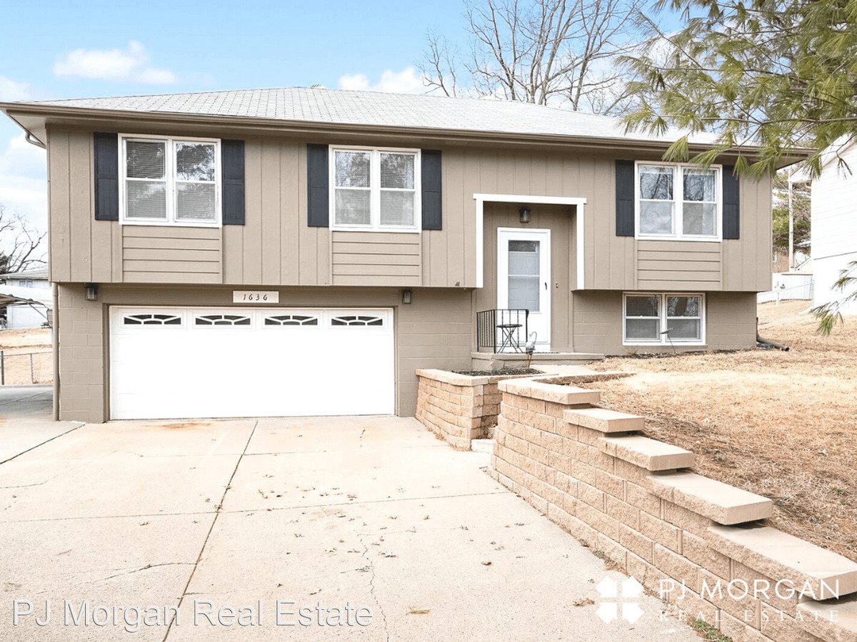 1636 N 105Th St Omaha, NE House for Rent Rentable