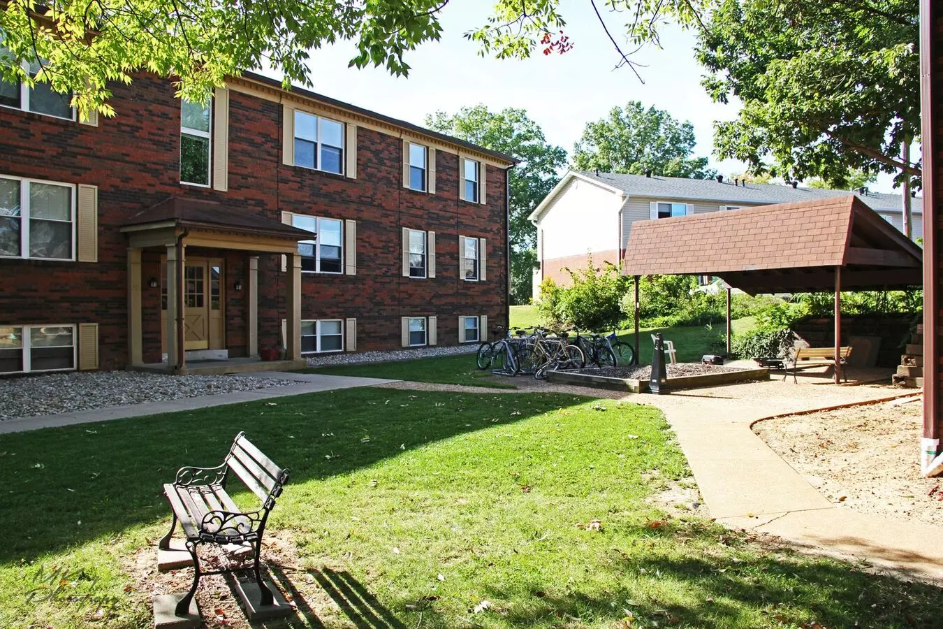 Good Holdings Apartment for rent in Edwardsville, IL