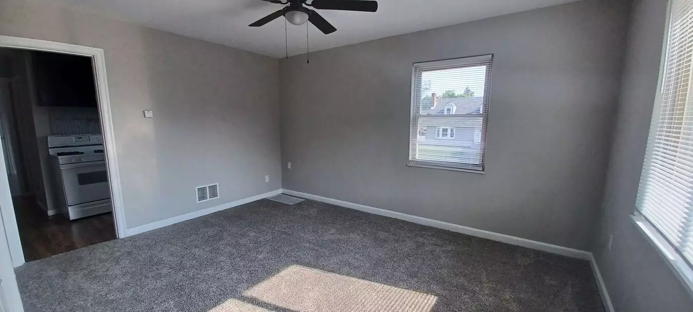 Beautiful 1 Bed/1 Bath Apartment, Just Off I-675 In Fairborn Apartment for rent in Fairborn, OH