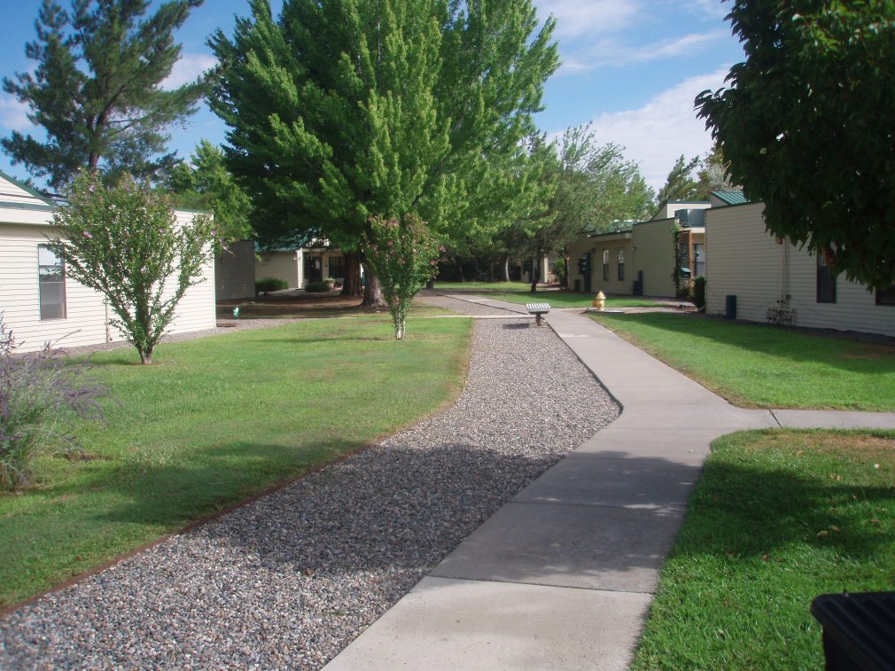 Apple Ridge Apartments 1600 Cliffside Dr Farmington, NM