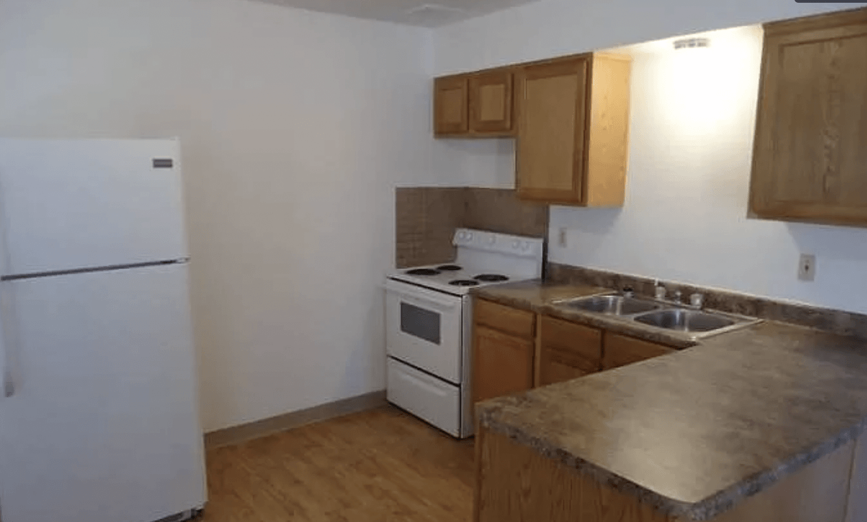 Glorieta Apartments 131 Glorieta Albuquerque, NM Rentable