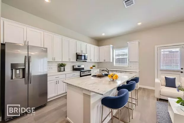 1009 Ethan Cir Apartment for rent in Anna, TX