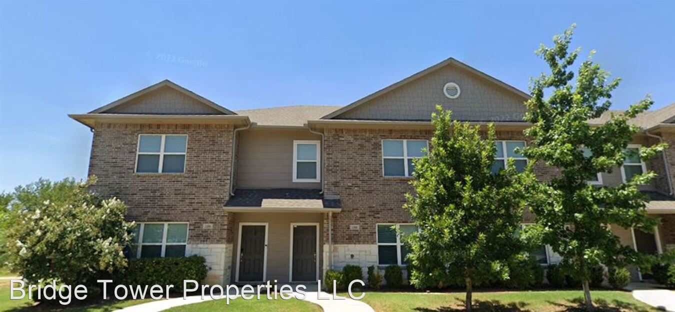 1304 Lake Crest Ln Lewisville, TX House for Rent Rentable