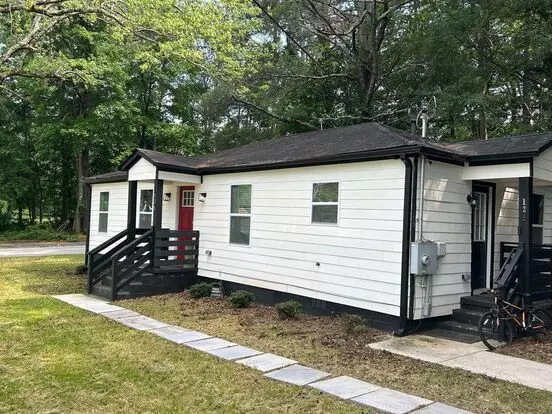125 Clayton St Apartment for rent in Fairburn, GA