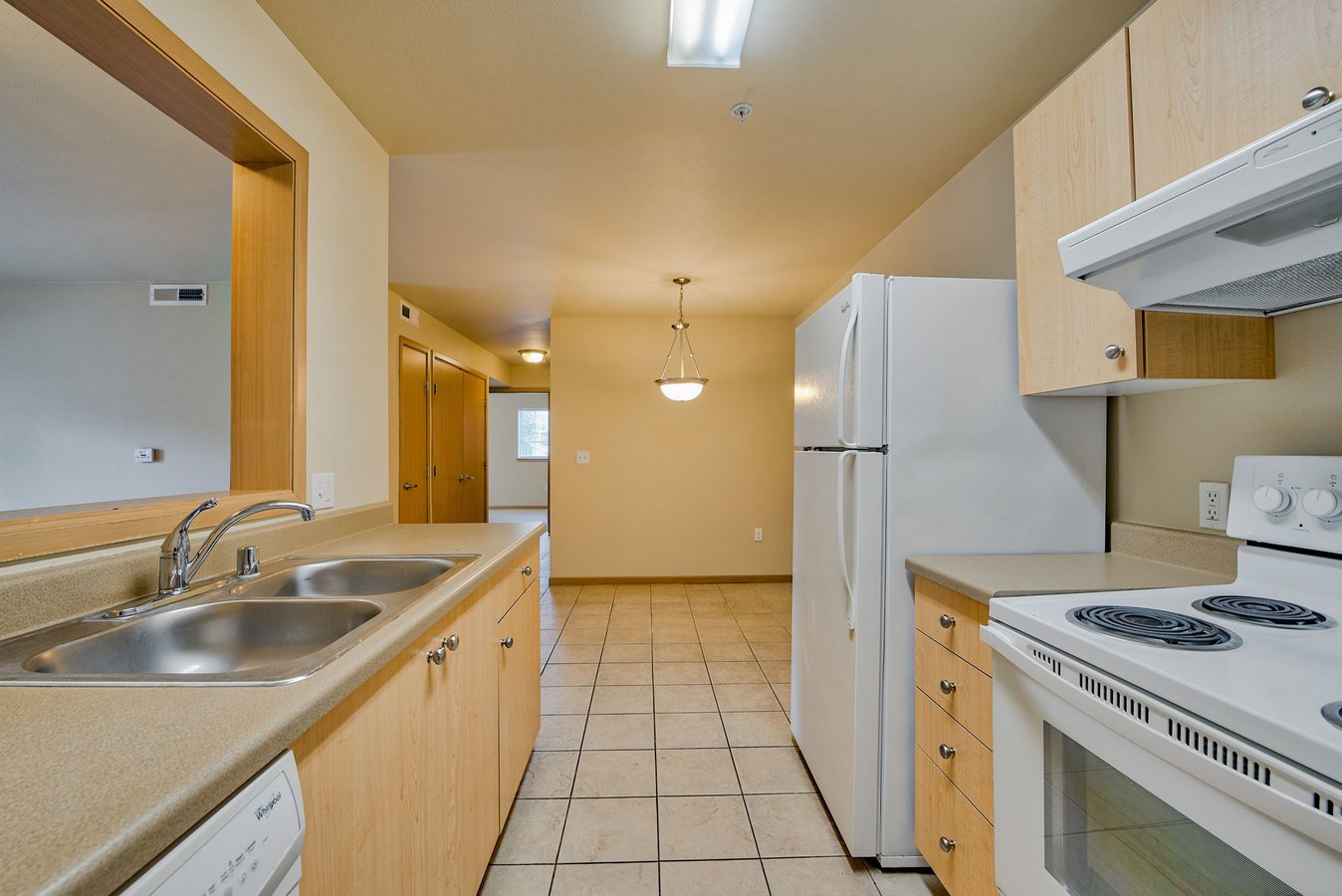 Sagewood Apartments 1618 E Beech St Yakima, WA Rentable
