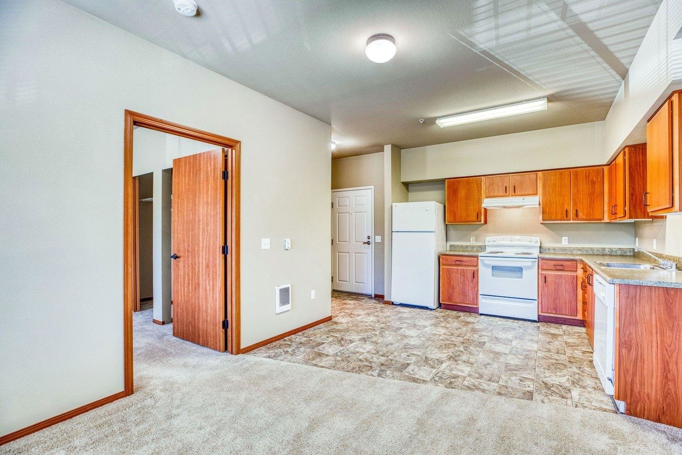 Covington Place Apartments Covington, WA Rentable