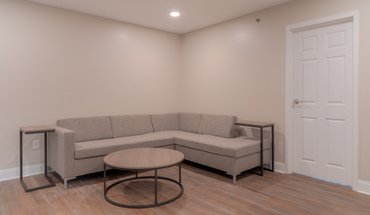 Oak Tree Professional Park Apartment for rent in Christiansburg, VA