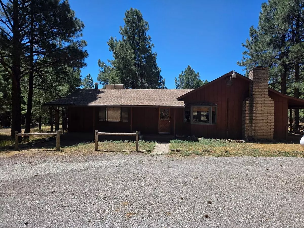 **lease Pending Idyllic Ranch Style Home Off Mt Elden Lookout Rd House for rent in Flagstaff, AZ