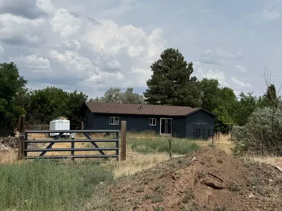 Farm-style Home On ½-acre – Pasture, Rv Parking & Storage Shed Included Apartment for rent in Flagstaff, AZ