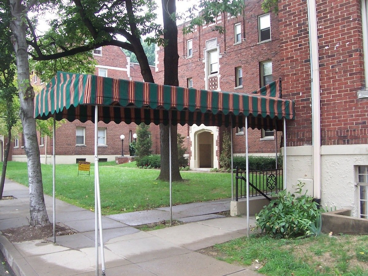 Tudor Court Apartments 410 Ludlow Cincinnati, OH Rentable