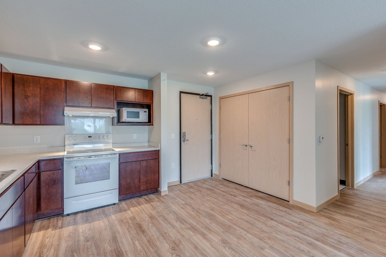 Sound on 76th Apartments Edina, MN