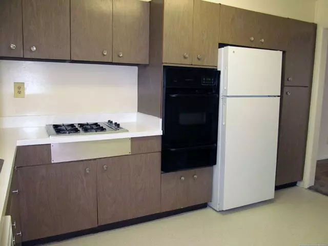 The Greenbriar Apartment for rent in Baltimore, MD