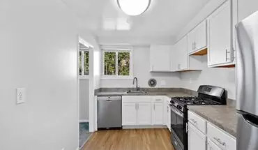 3 of 20 The Greenbriar Apartment for rent in Baltimore, MD