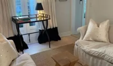 3 of 19 35 1/2 Tradd House for rent in Charleston, SC
