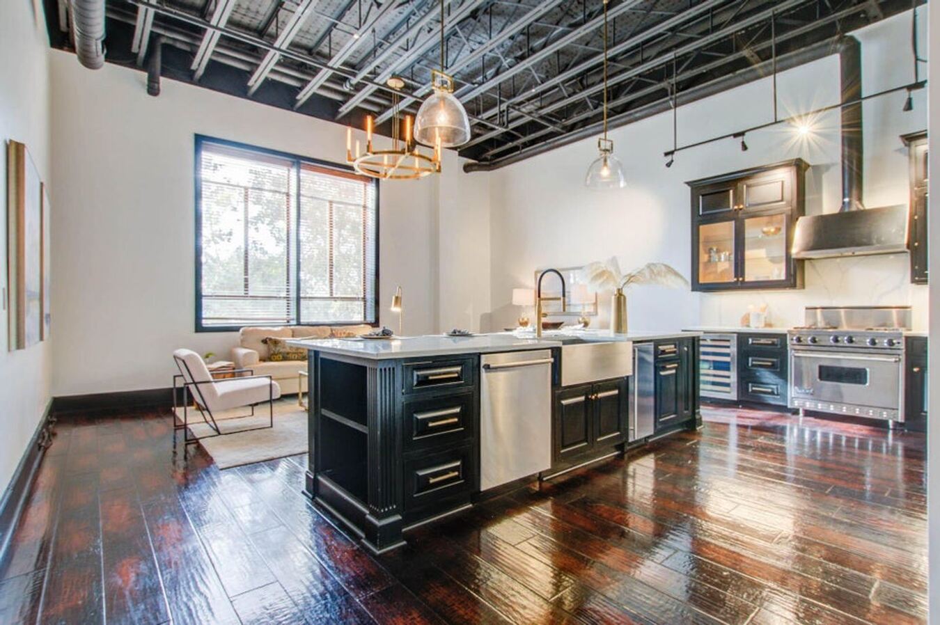Stunning King Street Loft Apartments Charleston, SC