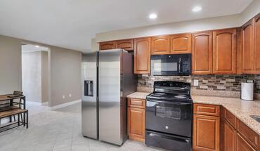 W Wood Dr Apartment for rent in Phoenix, AZ