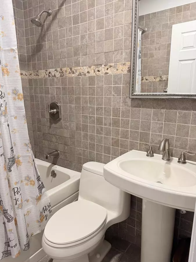 Rd Rd Apartment for rent in Queens, NY