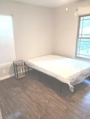 Modree Ave Apartment for rent in Dallas, TX