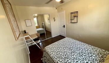 S Hoover St Apartment for rent in Los Angeles, CA