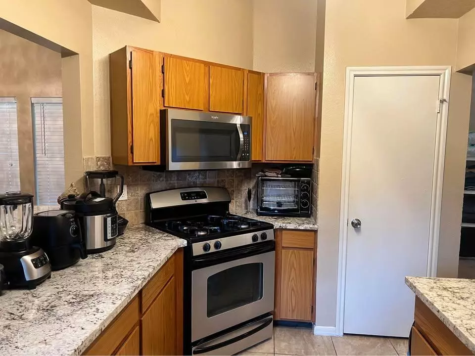 Tree House Ln Apartment for rent in Spring, TX