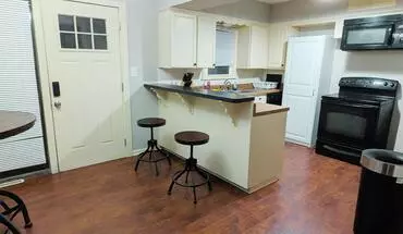 2 of 38 Craig Ave Apartment for rent in Grandview, MO