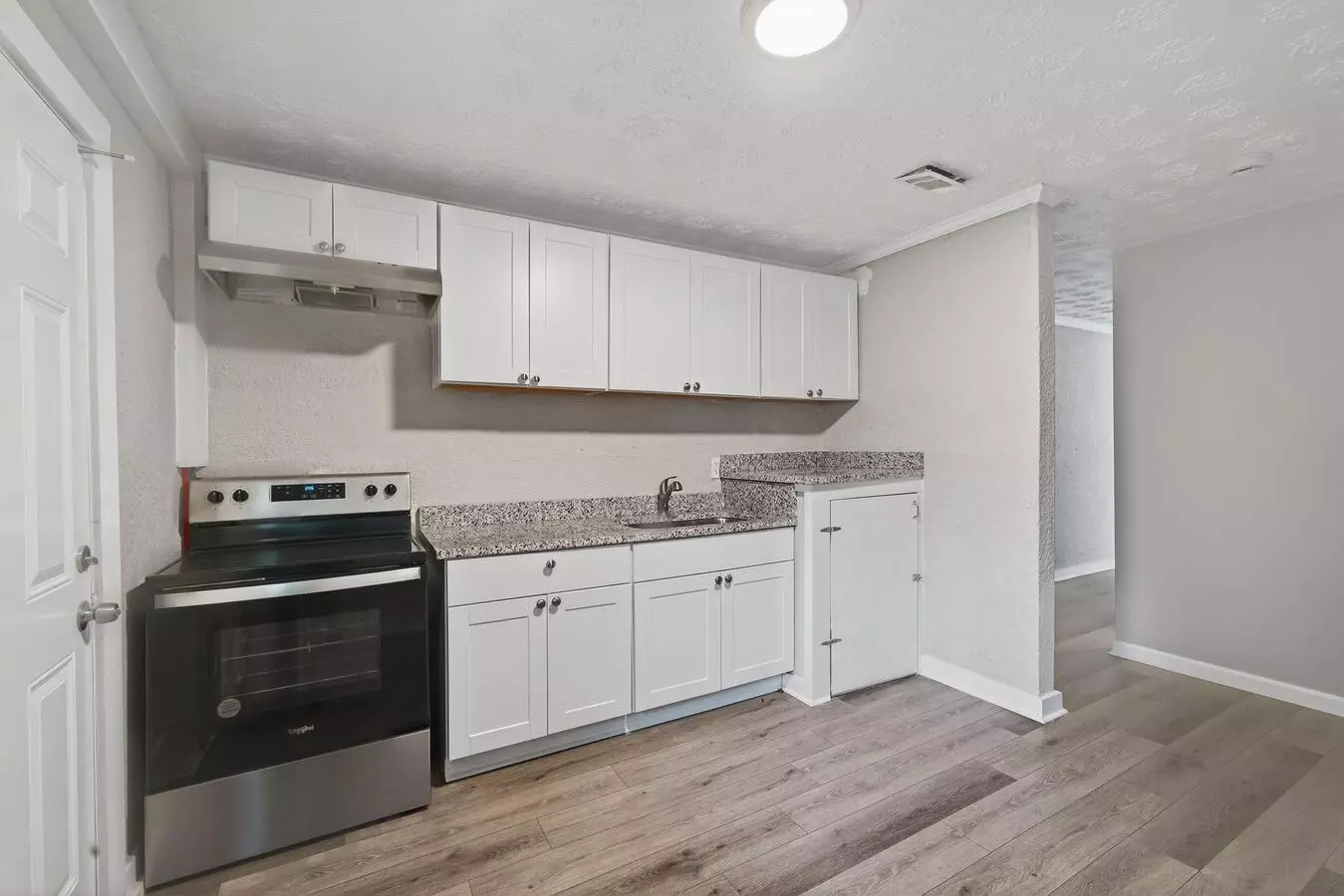 Madrid St Apartment for rent in Warner Robins, GA