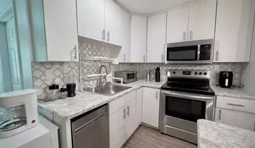 2 of 22 N Myrtle Ave Apartment for rent in New Smyrna Beach, FL