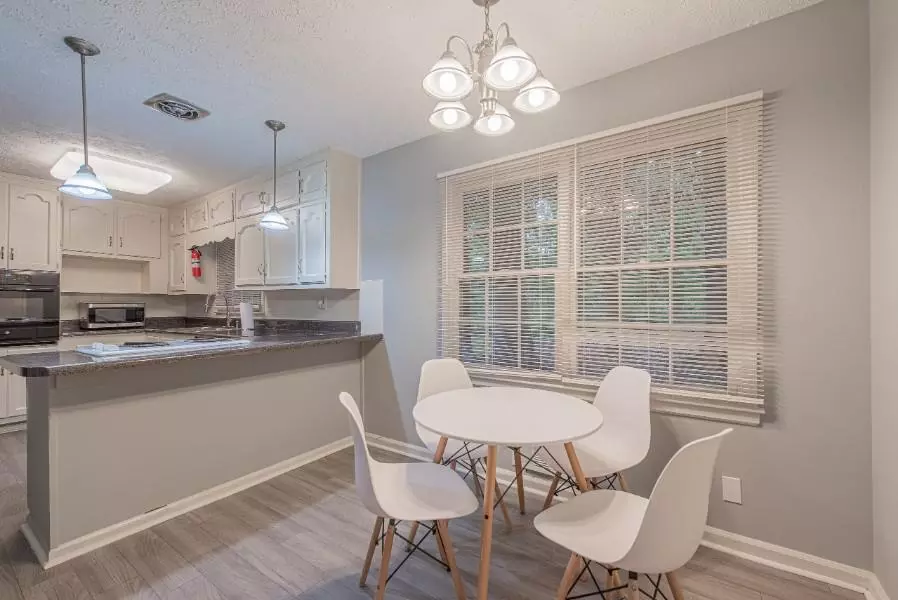 Thrasher Cir Apartment for rent in Decatur, GA