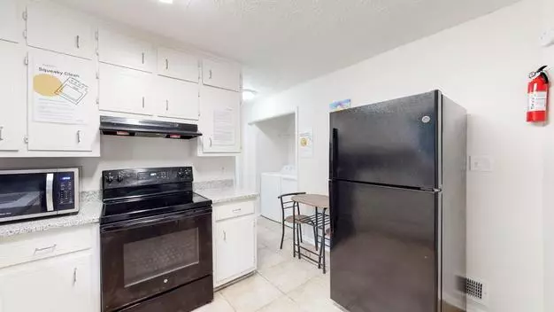 Forest Pointe Way Apartment for rent in Jonesboro, GA
